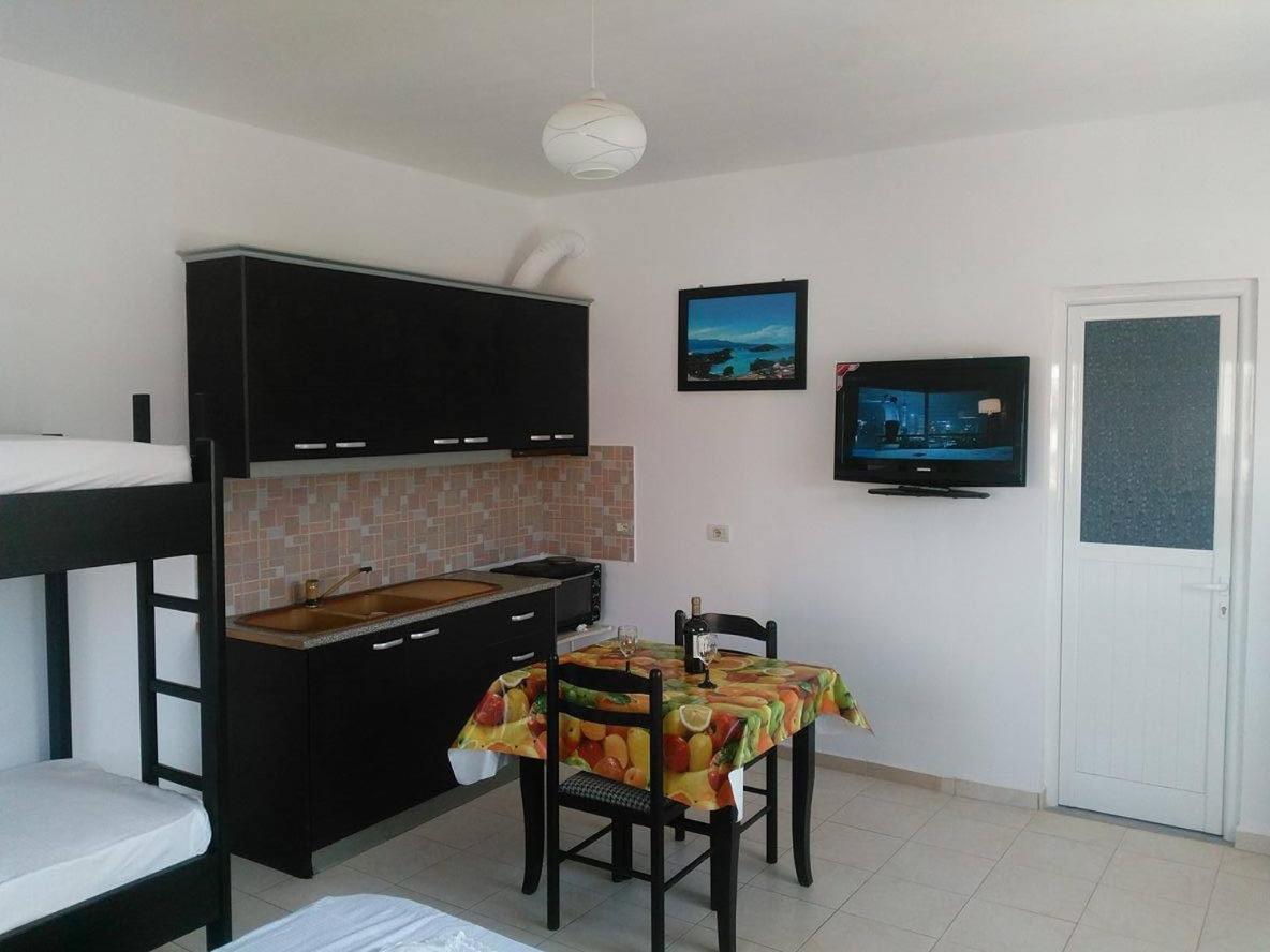 Villa Elvis Caca Ksamil Exterior foto